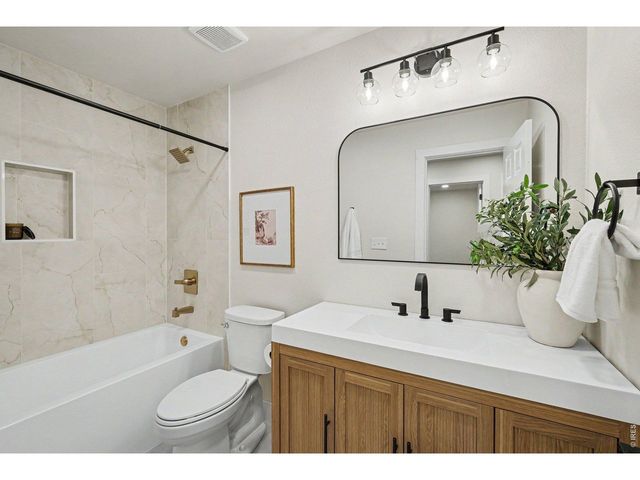 5514 Mustang Dr, Frederick, CO 80504