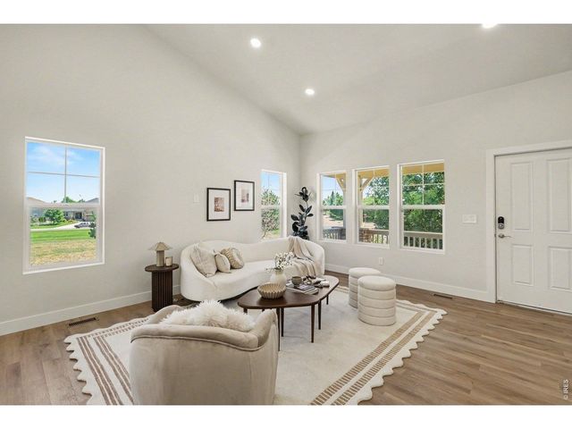 5514 Mustang Dr, Frederick, CO 80504