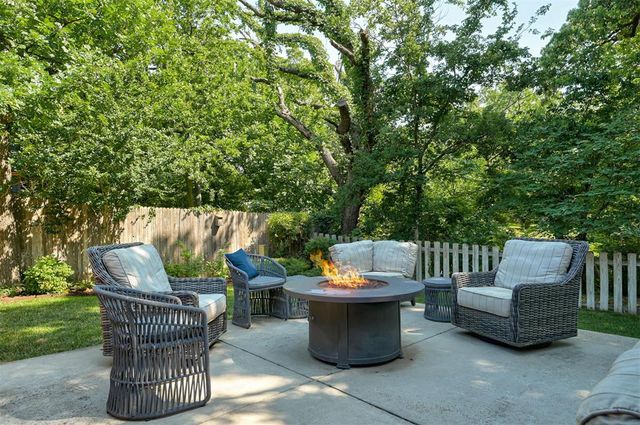 1412 Pine Oak Drive, Edmond, OK 73034