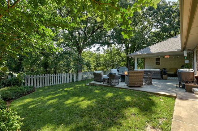 1412 Pine Oak Drive, Edmond, OK 73034