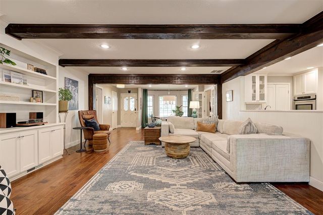 1412 Pine Oak Drive, Edmond, OK 73034