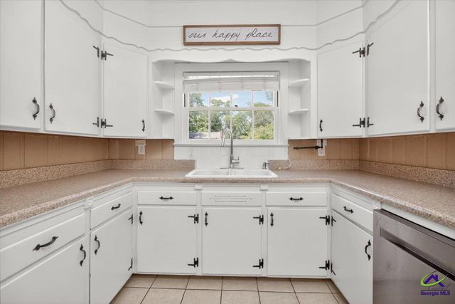 1304 Swift Street, Perry, GA 31069