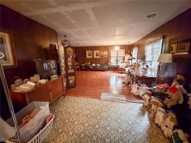 5679 Youngstown Kingsville Road NE, Cortland, OH 44410
