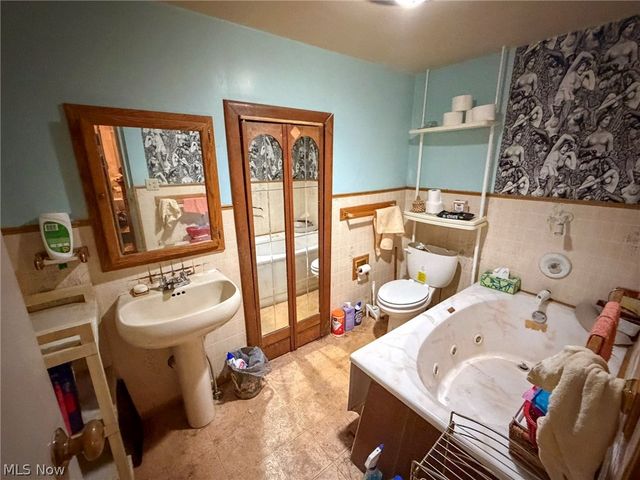 5679 Youngstown Kingsville Road NE, Cortland, OH 44410