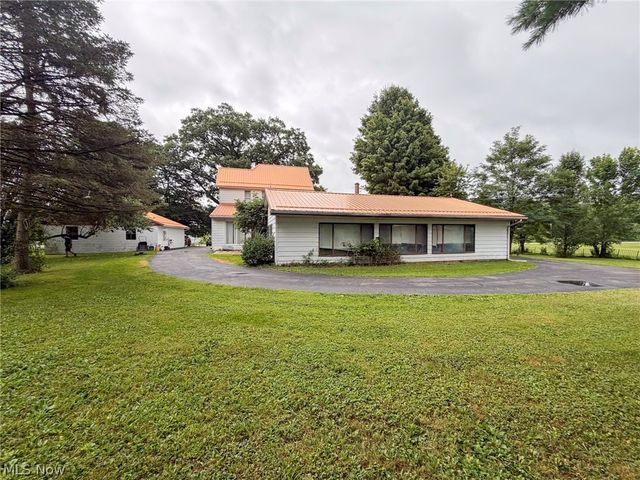 5679 Youngstown Kingsville Road NE, Cortland, OH 44410