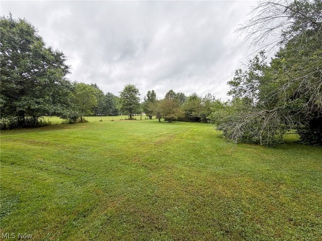 5679 Youngstown Kingsville Road NE, Cortland, OH 44410