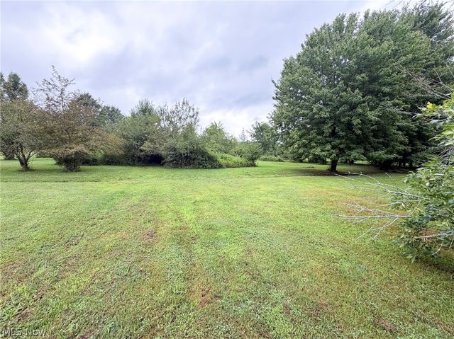 5679 Youngstown Kingsville Road NE, Cortland, OH 44410