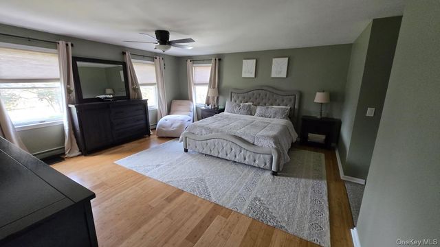 50 Leo Lane, Poughquag, NY 12570