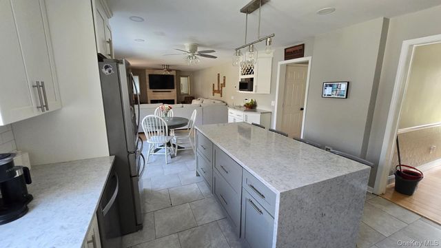 50 Leo Lane, Poughquag, NY 12570