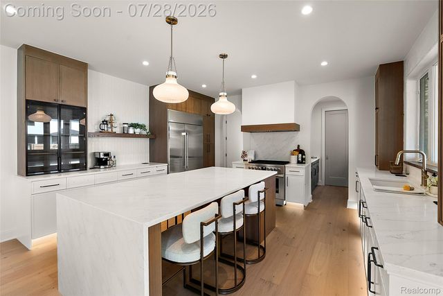 3919 Woodland Avenue, Royal Oak, MI 48073