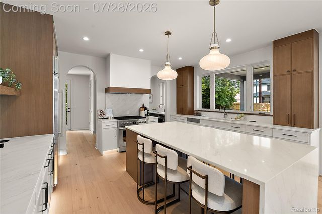 3919 Woodland Avenue, Royal Oak, MI 48073