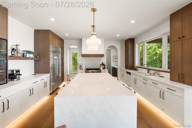 3919 Woodland Avenue, Royal Oak, MI 48073