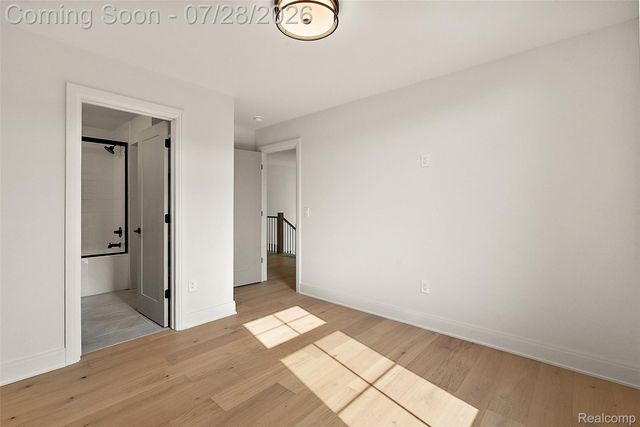 3919 Woodland Avenue, Royal Oak, MI 48073