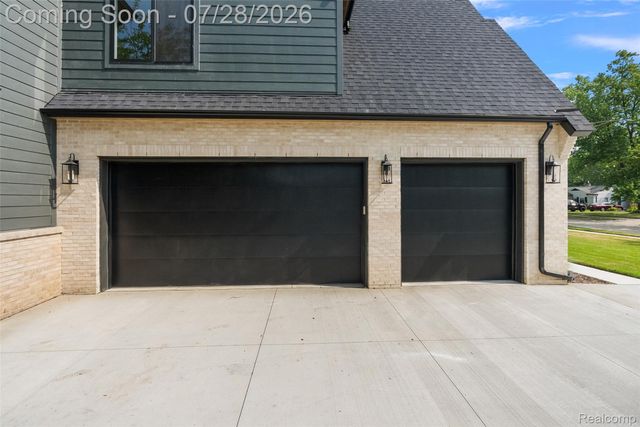 3919 Woodland Avenue, Royal Oak, MI 48073