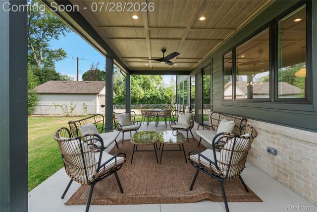 3919 Woodland Avenue, Royal Oak, MI 48073