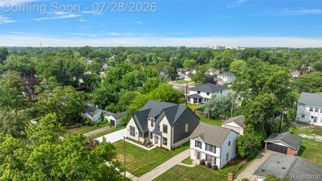 3919 Woodland Avenue, Royal Oak, MI 48073