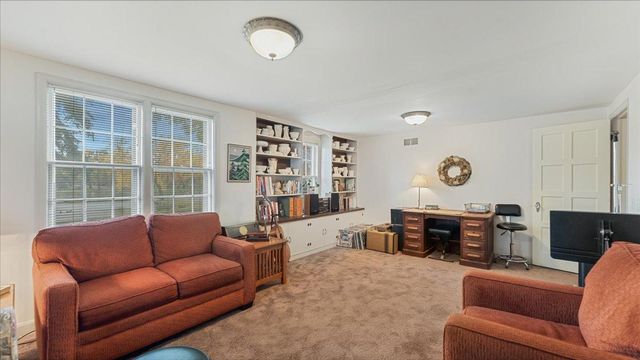 817 Maple Street, Alexandria, MN 56308