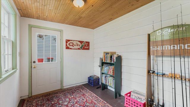 817 Maple Street, Alexandria, MN 56308