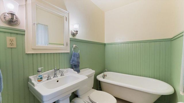 817 Maple Street, Alexandria, MN 56308