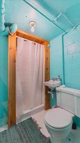 817 Maple Street, Alexandria, MN 56308