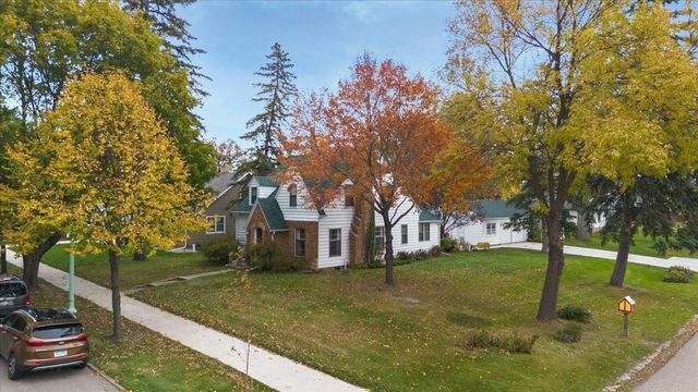 817 Maple Street, Alexandria, MN 56308