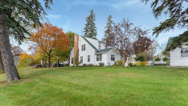 817 Maple Street, Alexandria, MN 56308