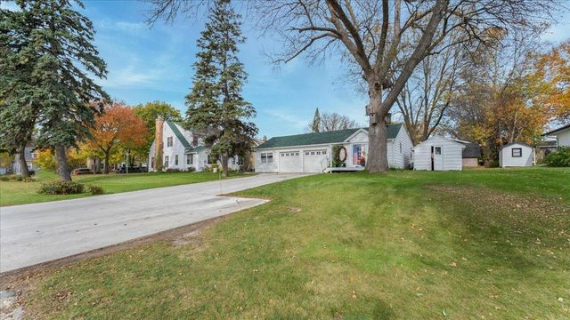 817 Maple Street, Alexandria, MN 56308