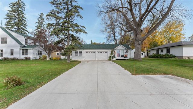 817 Maple Street, Alexandria, MN 56308