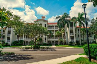 4853 Hampshire CT 105, Naples, FL 34112