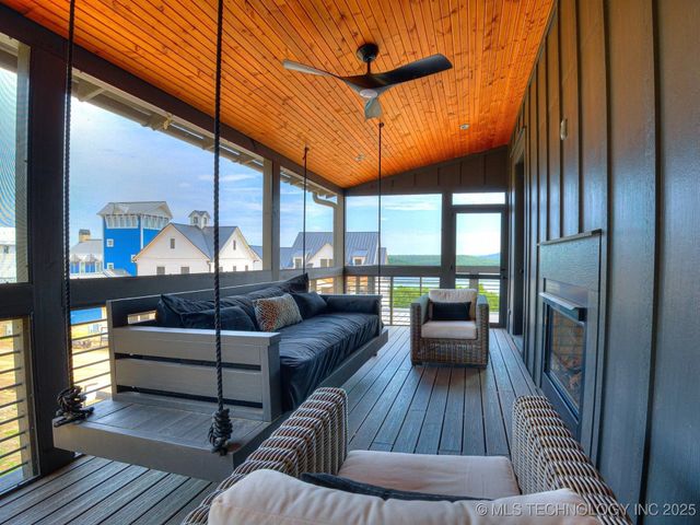 111 Lower Greenway, Carlton Landing, OK 74432