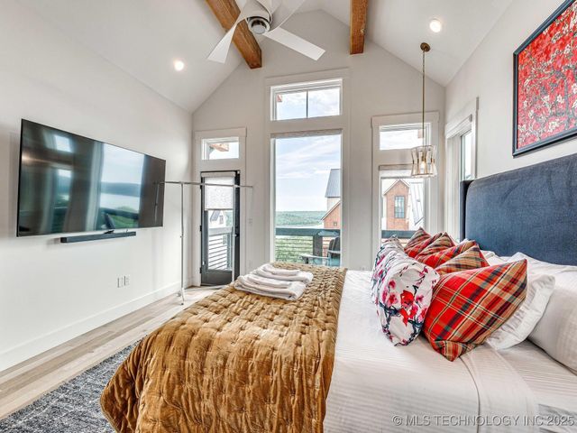 111 Lower Greenway, Carlton Landing, OK 74432