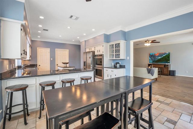 7318 Starbridge Drive, Houston, TX 77095