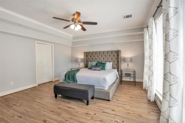 7318 Starbridge Drive, Houston, TX 77095