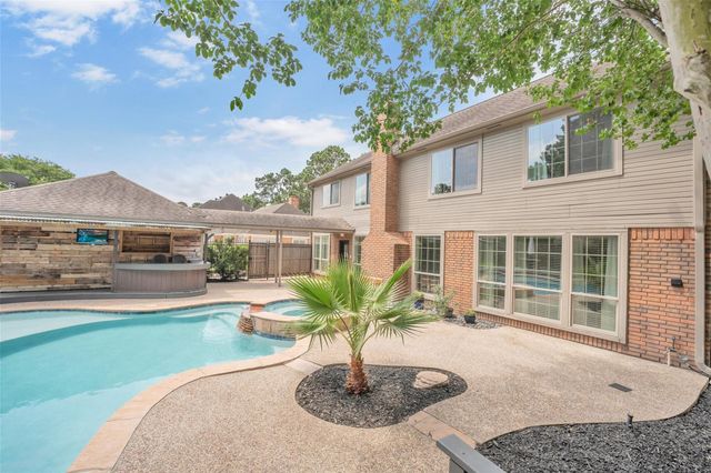 7318 Starbridge Drive, Houston, TX 77095
