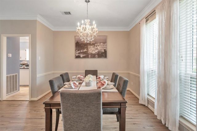 7318 Starbridge Drive, Houston, TX 77095