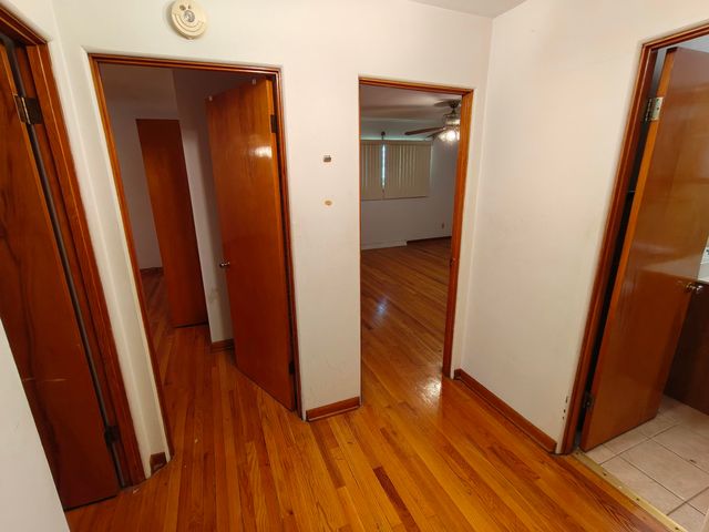 642 E 54th Place, Merrillville, IN 46410