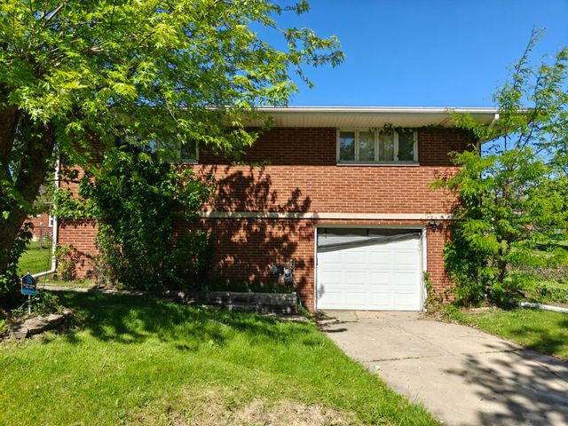 642 E 54th Place, Merrillville, IN 46410