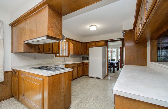 15413 Chichester Lane, Jersey Village, TX 77040