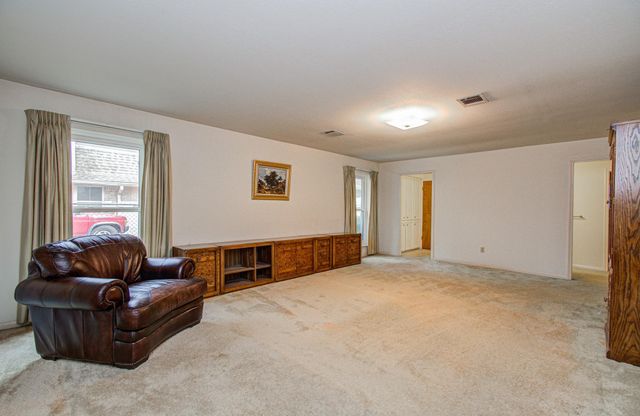 15413 Chichester Lane, Jersey Village, TX 77040