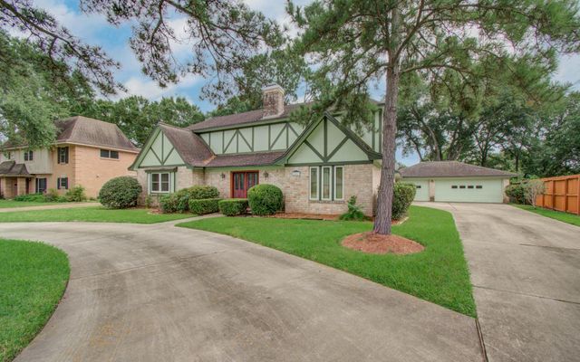 15413 Chichester Lane, Jersey Village, TX 77040