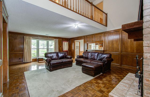 15413 Chichester Lane, Jersey Village, TX 77040