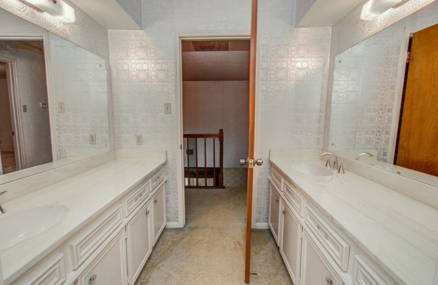 15413 Chichester Lane, Jersey Village, TX 77040