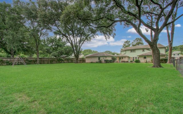 15413 Chichester Lane, Jersey Village, TX 77040