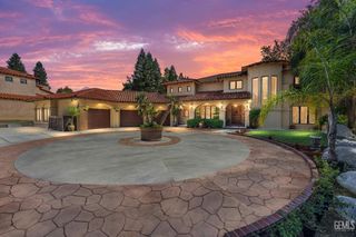 14025 Yokuts Lane, Bakersfield, CA 93306