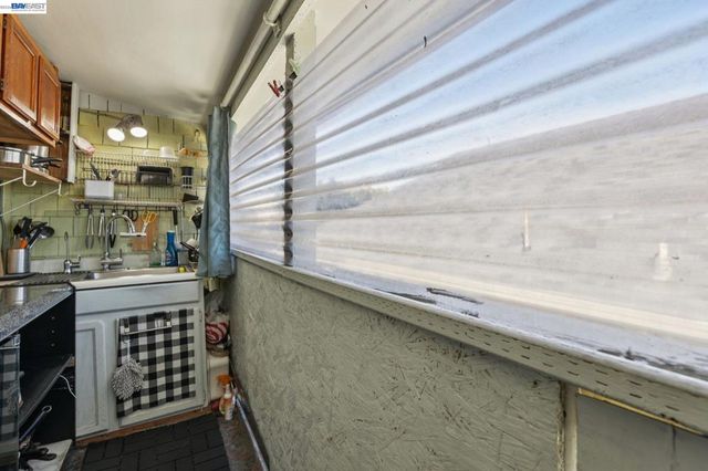 2514 2514 21St Ave, Oakland, CA 94606