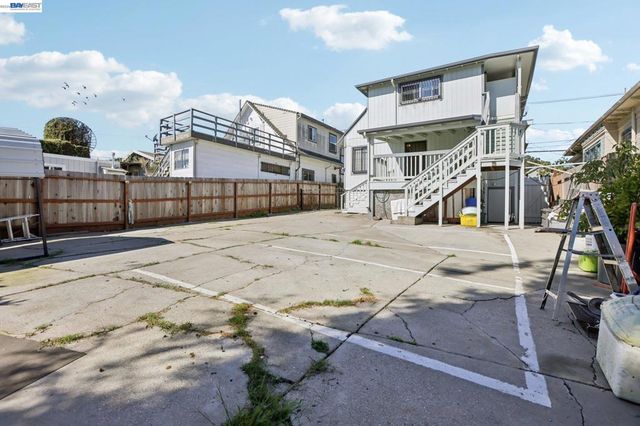 2514 2514 21St Ave, Oakland, CA 94606