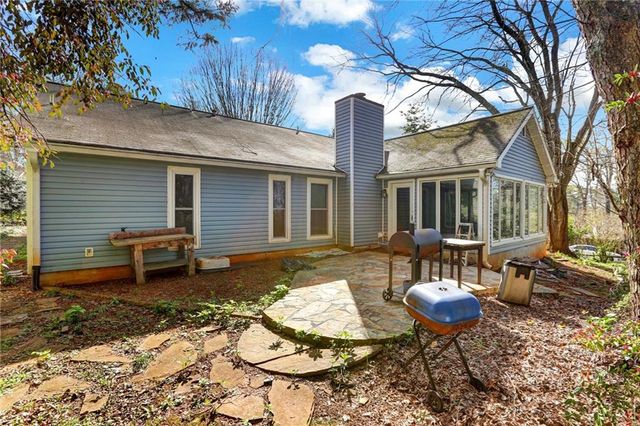 1262 Bailing Drive, Lawrenceville, GA 30043