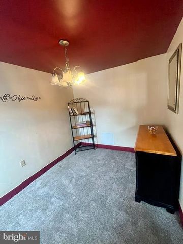 1309 PATTERSON AVE, Levittown, PA 19057