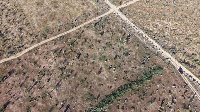 111 Rochester, Phelan, CA 92371