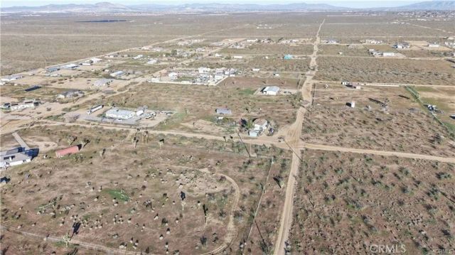 111 Rochester, Phelan, CA 92371